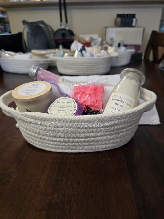 Medium Gift Basket