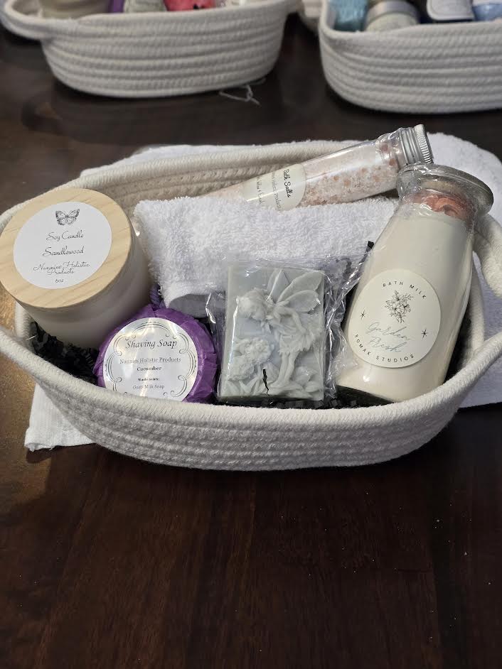 Medium Gift Basket